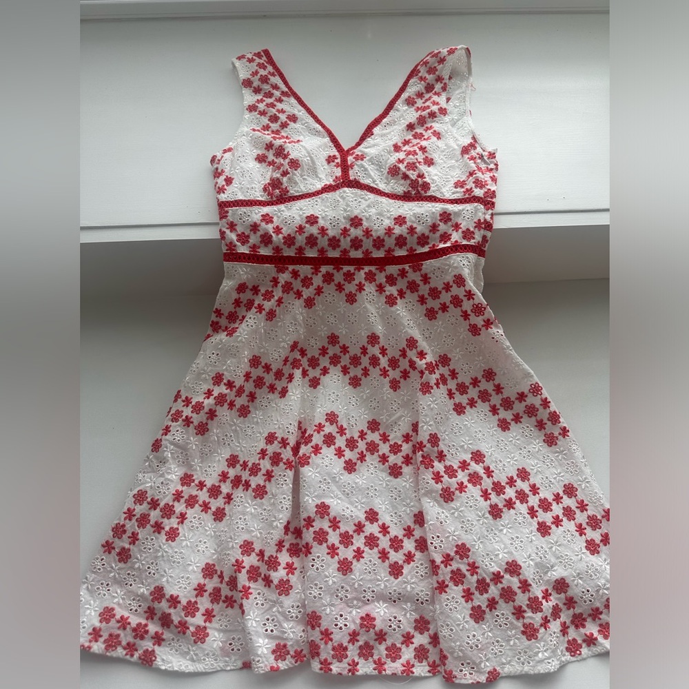 Blue Rair XS white and orange eyelet dress